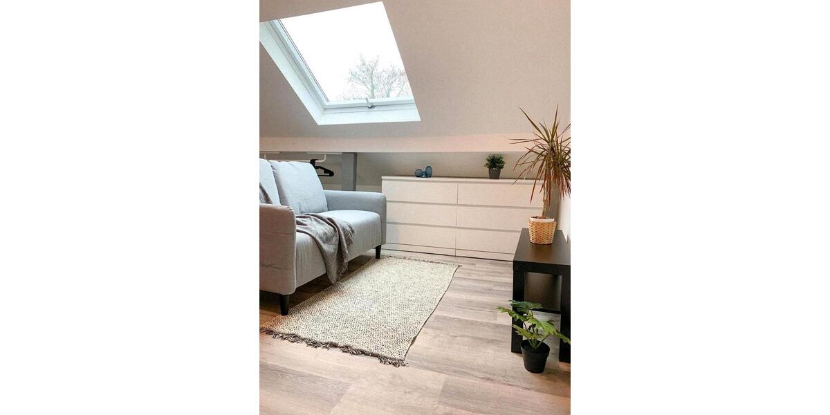 Dachgeschoßwohnung Koblenz Bubenheim - 1 Zimmer, 30 m&sup2;, 710&euro; | Angebot:26264885