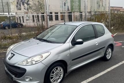 Peugeot 206 111.000 km 2.700 € Diez 65582