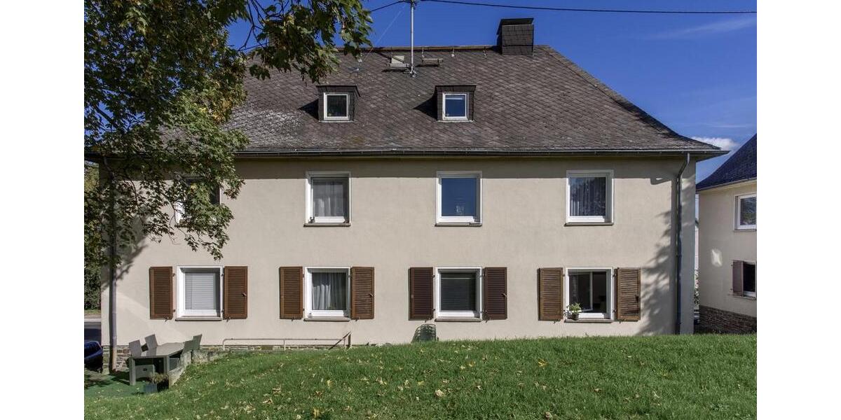 Süße Dachgeschosswohnung auf der Karthause 3 zimmer