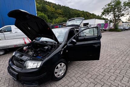Skoda Fabia 99.874 km 988 &euro; Dieblich 56332