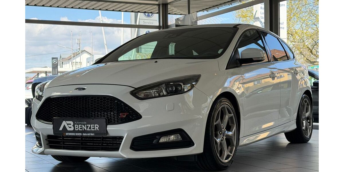 Ford Focus 90.000 km 13.999 &euro; Wirges 56422