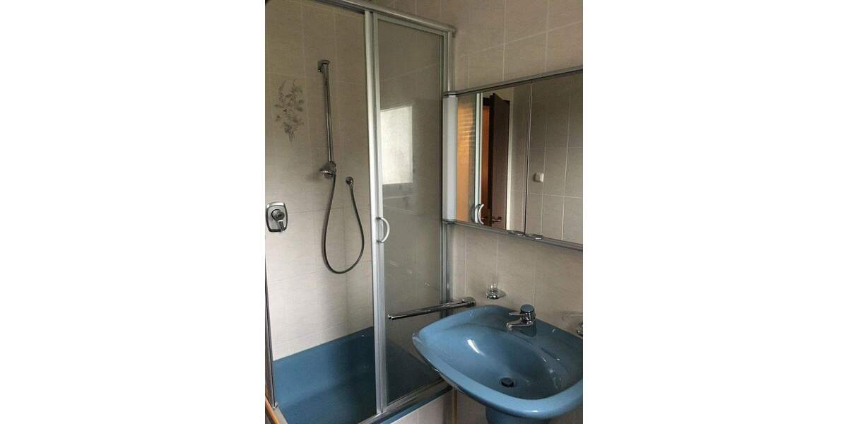 Wohnhaus in besonderer Lage 1 zimmer