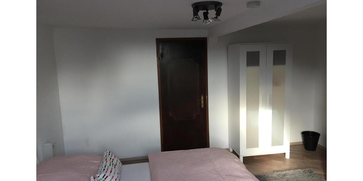 Dachgeschoßwohnung Neuwied Block - 3 Zimmer, 1.000&euro; | Angebot:23595086