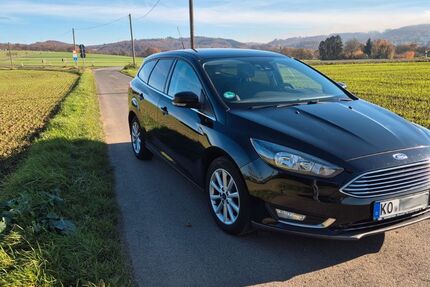 Ford Focus 179.700 km 5.900 € Vallendar 56179