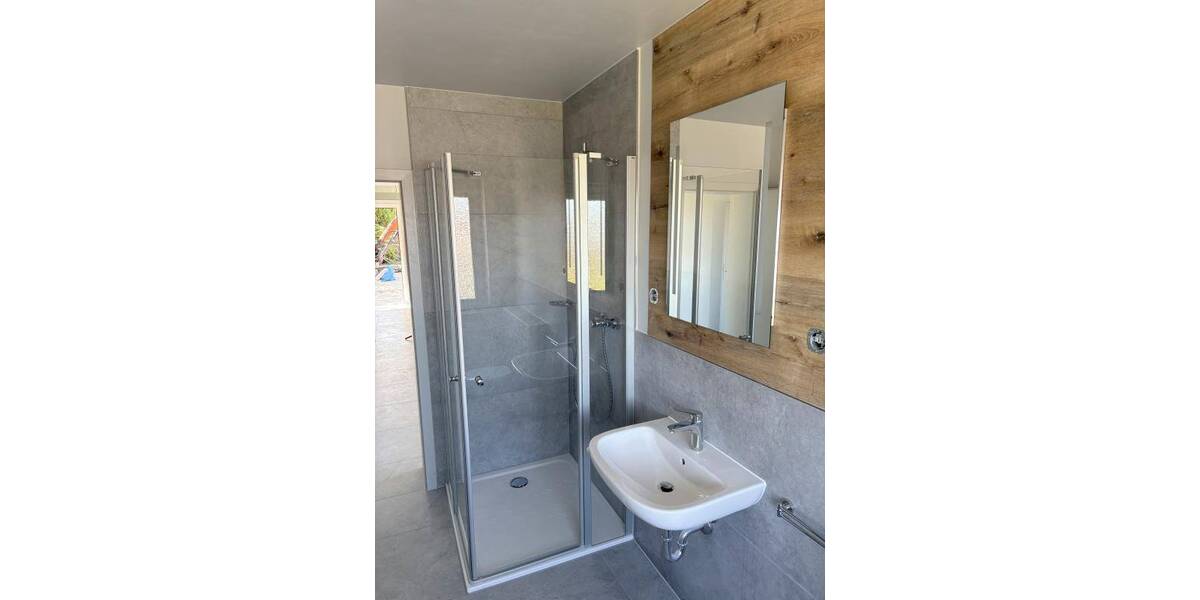 Etagenwohnung Ebernhahn - 2 Zimmer, 81 m&sup2;, 1.000&euro; | Angebot:25734849