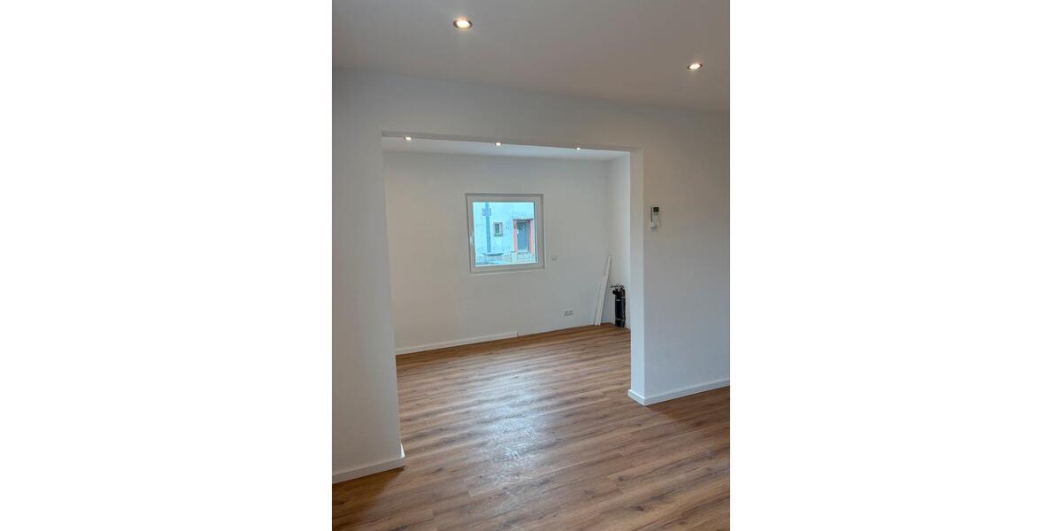 Doppelhaushälfte Andernach - 3 Zimmer, 91 m&sup2;, 1.100&euro; | Angebot:25960450