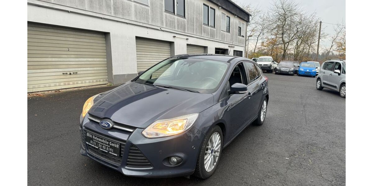 Ford Focus 39.833 km 8.950 € Kobern-Gondorf 56330