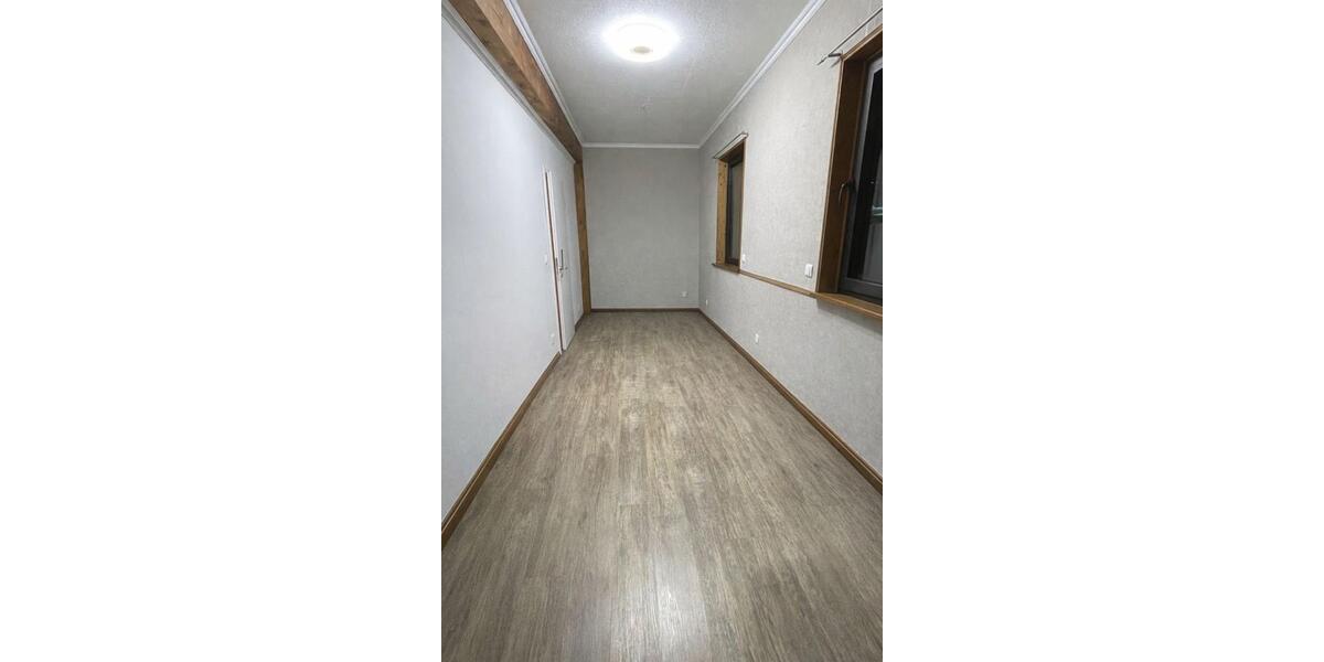 Dachgeschoßwohnung Neuwied Block - 4.5 Zimmer, 80 m&sup2;, 850&euro; | Angebot:24829595