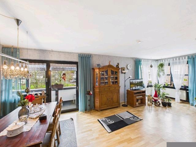Etagenwohnung Dierdorf - 1 Zimmer, 82 m&sup2;, 700&euro; | Angebot:26350336