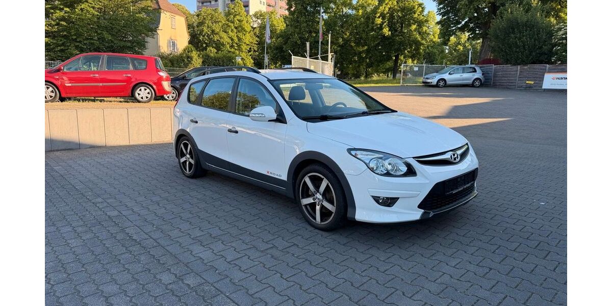 Hyundai i30 107.000 km 5.890 &euro; Neuwied 56564