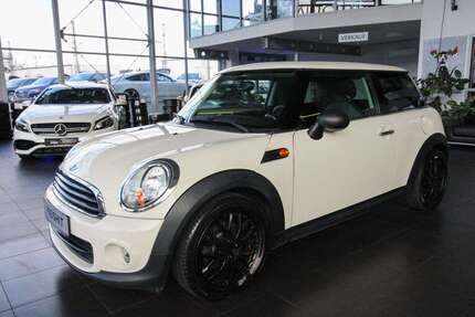 Mini One 194.032 km 4.000 &euro; Lahnstein 56112