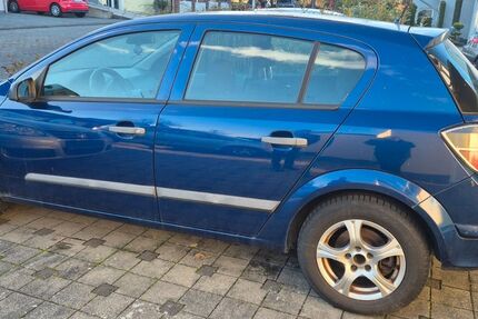 Opel Astra 215.000 km 850 &euro; Andernach 56626