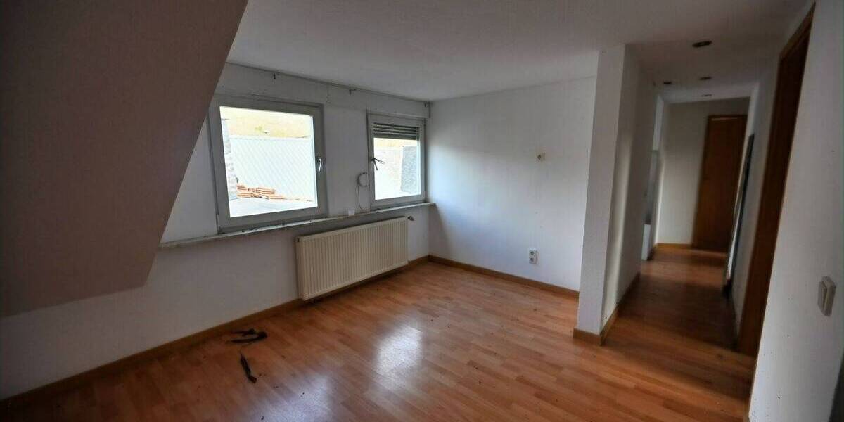 Mehrfamilienhaus, Wohnhaus Dahlheim - 1 Zimmer, 269 m&sup2;, 245.000&euro; | Angebot:26544673
