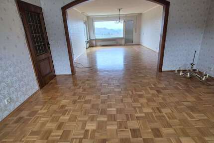 Haus Boppard - 6 Zimmer, 243 m&sup2;, 449.000&euro; | Angebot:26844027