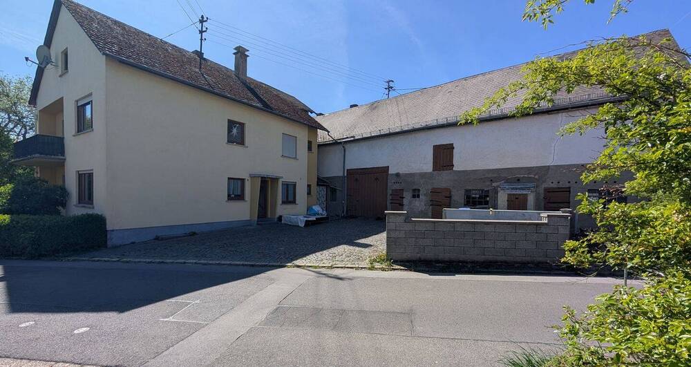 Mehrfamilienhaus, Wohnhaus Emmelshausen - 7 Zimmer, 170 m&sup2;, 249.000&euro; | Angebot:26542994