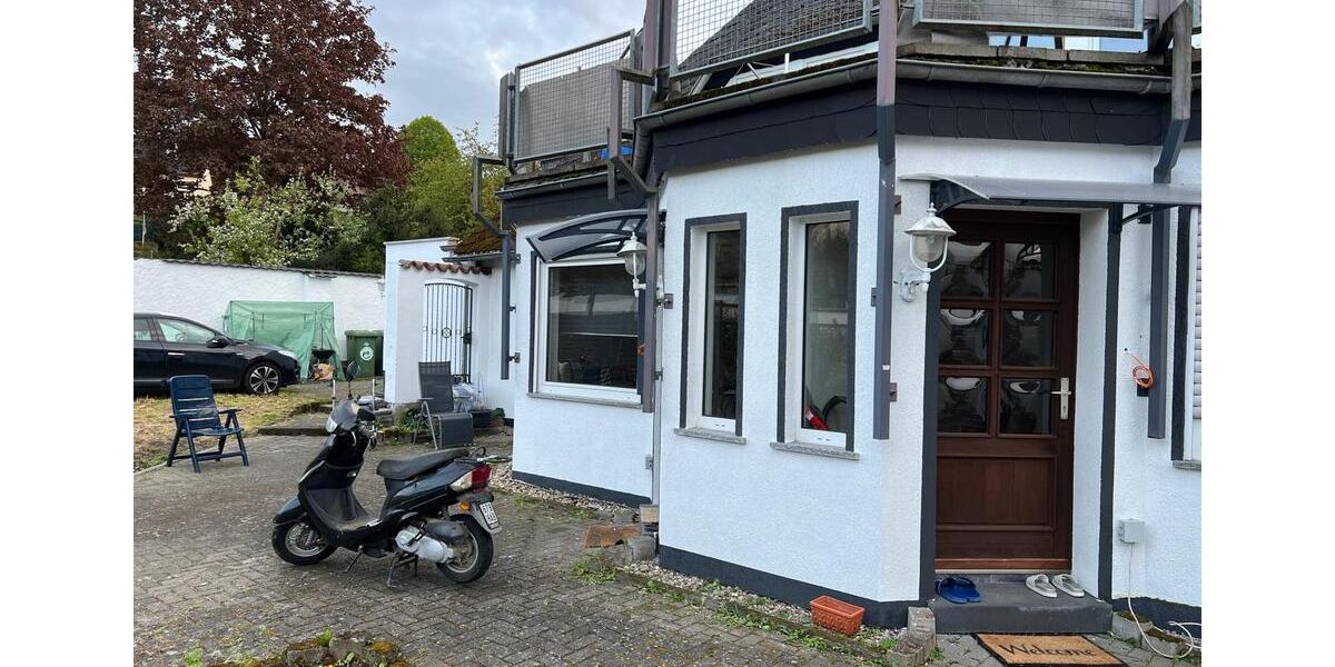 Saniertes 3 Familienhaus in NR-Niederbieber 7 zimmer