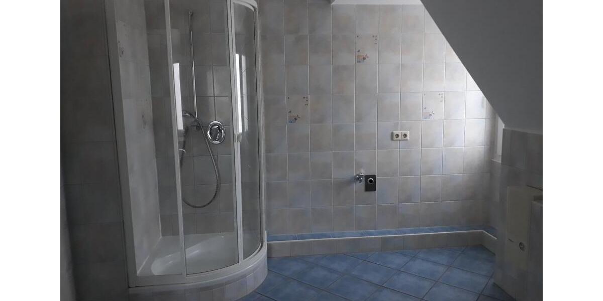 Dachgeschoßwohnung Koblenz Arenberg-Immendorf - 2 Zimmer, 94 m&sup2;, 780&euro; | Angebot:24976878
