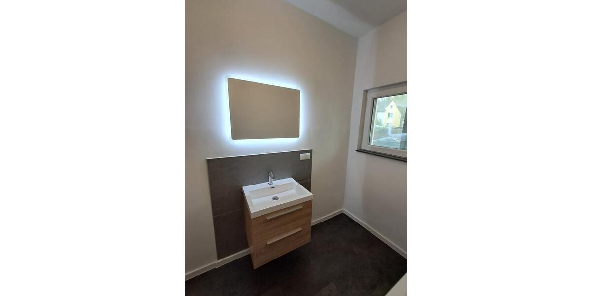 Kernsanierte 4 ZKB-Wohnung mit neuer EBK 4 zimmer