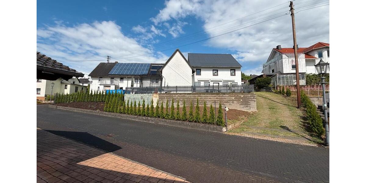 Einfamilienhaus Ötzingen - 7 Zimmer, 211 m&sup2;, 365.000&euro; | Angebot:27258591