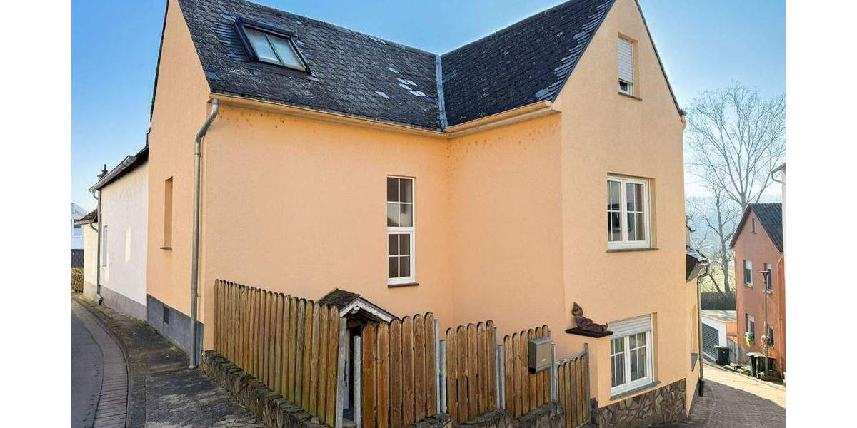 Einfamilienhaus Miesenheim Miesenheim - 5 Zimmer, 130 m&sup2;, 257.000&euro; | Angebot:25568493