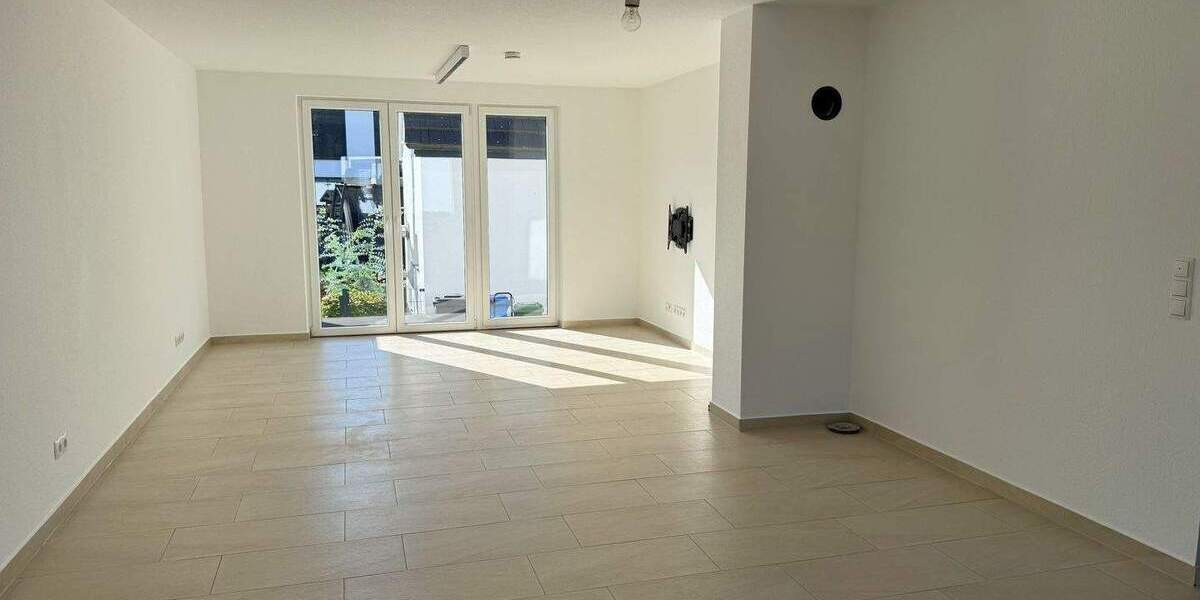 Einfamilienhaus Neuwied Oberbieber - 5 Zimmer, 177 m&sup2;, 2.000&euro; | Angebot:24874121