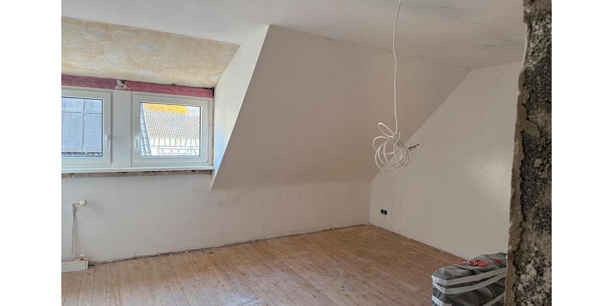 Renovierte 4 ZKB Wohnung zu vermieten 4 zimmer