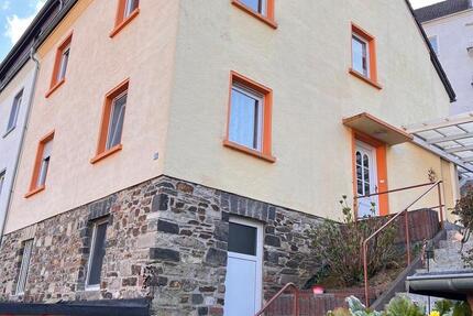 Doppelhaushälfte, Terasse, anmietbarer Garten✔️ 6 zimmer