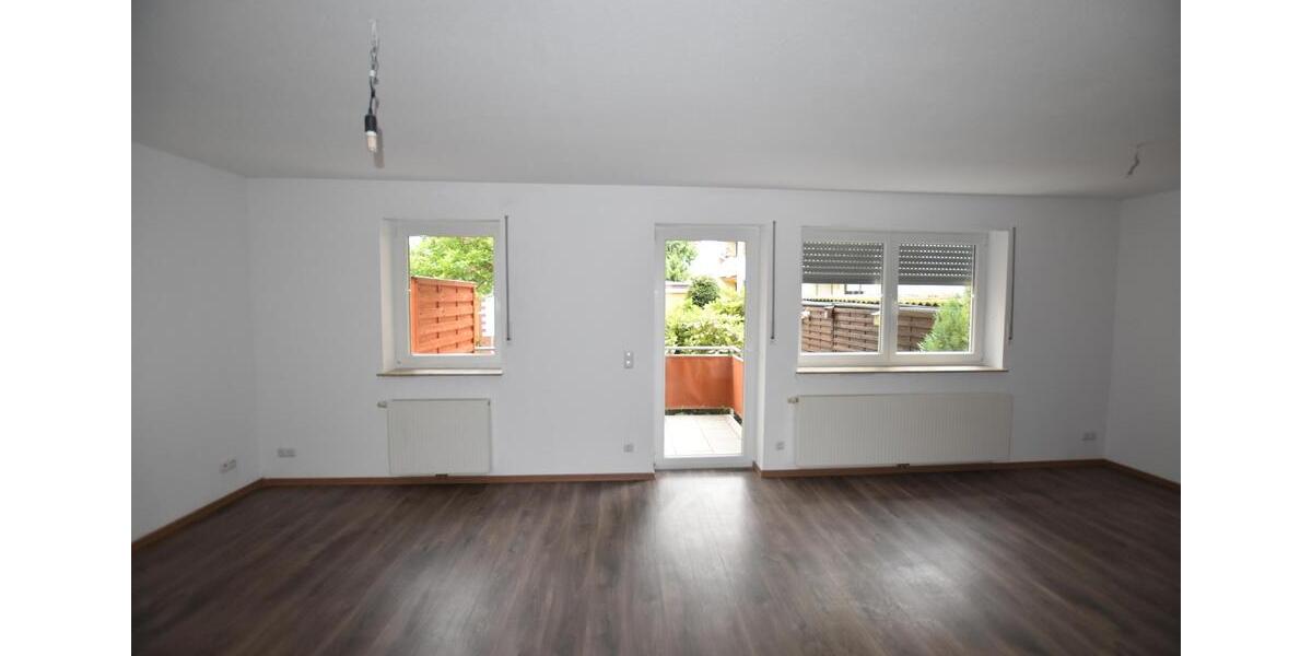 Schöne, geräumige zwei Zimmer Wohnung in Koblenz, Neuendorf 2 zimmer