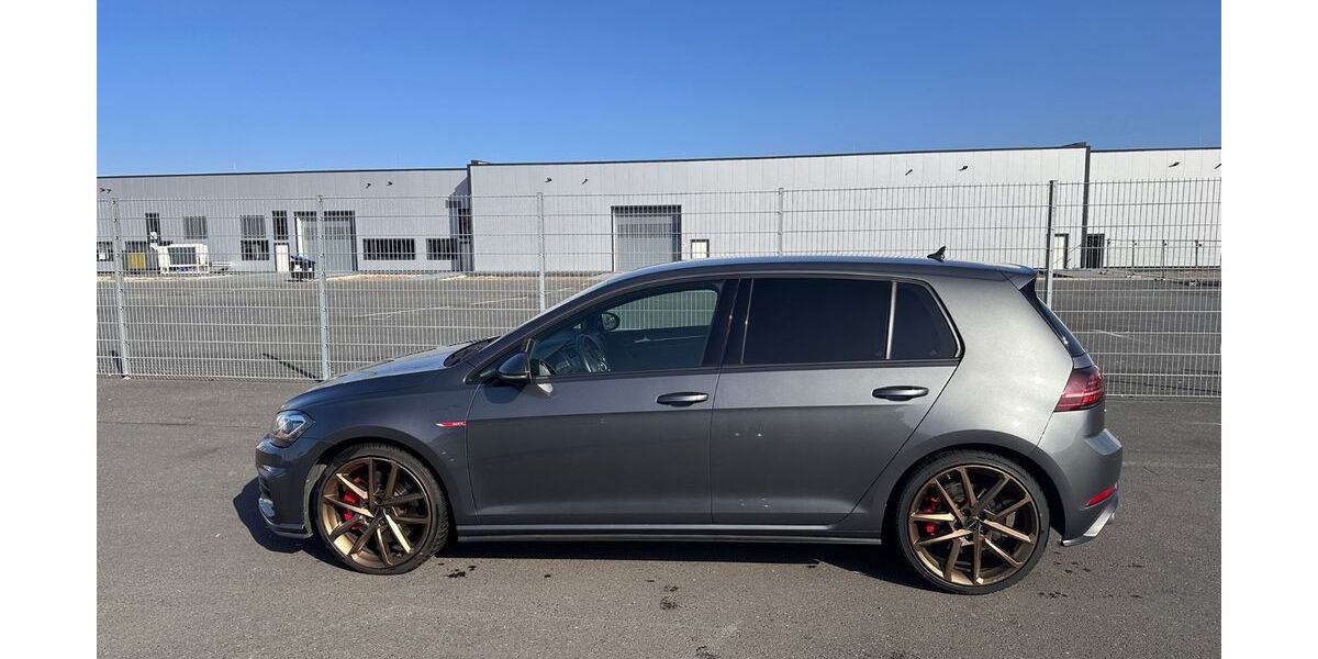 VW Golf 56.000 km 22.750 &euro; Neuwied 56564