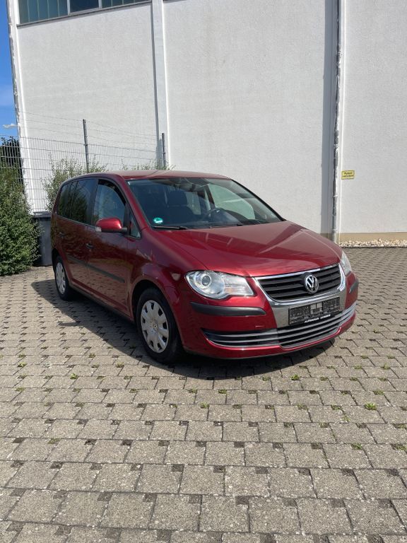 VW Touran 193.500 km 3.999 € Mülheim kärlich 56218