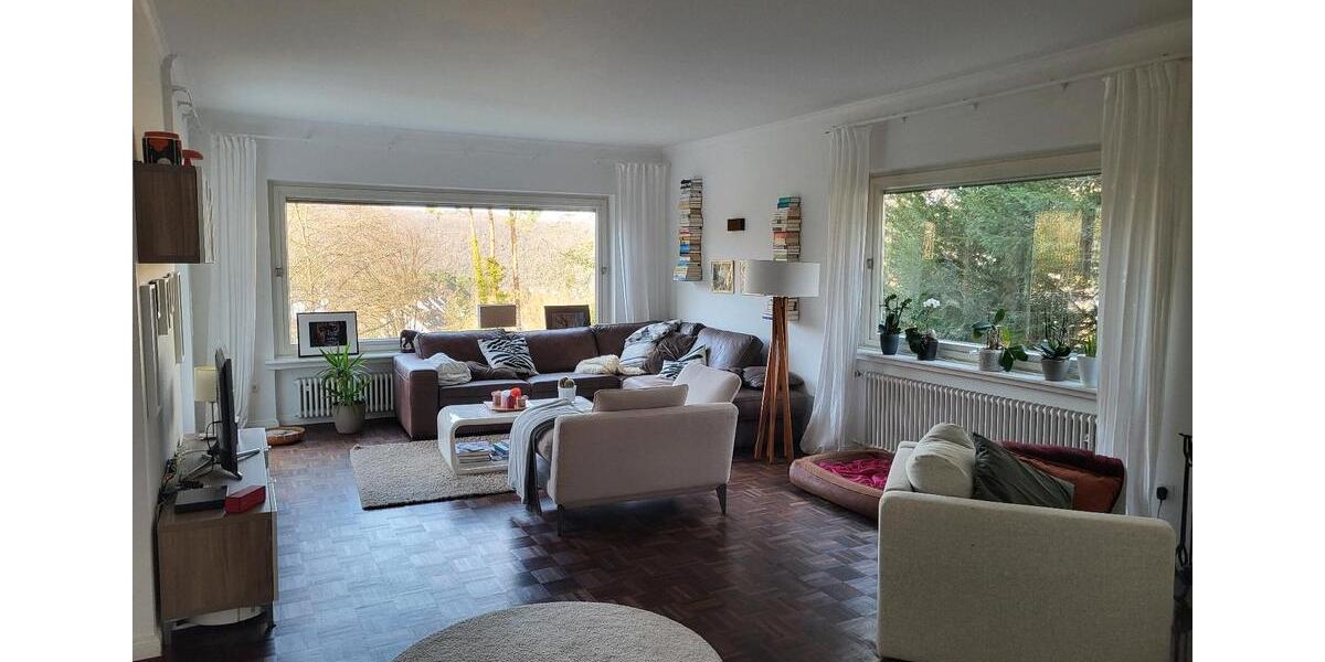 Einfamilienhaus mit Einliegerwohnung in Rheinhöhenlage 8 zimmer