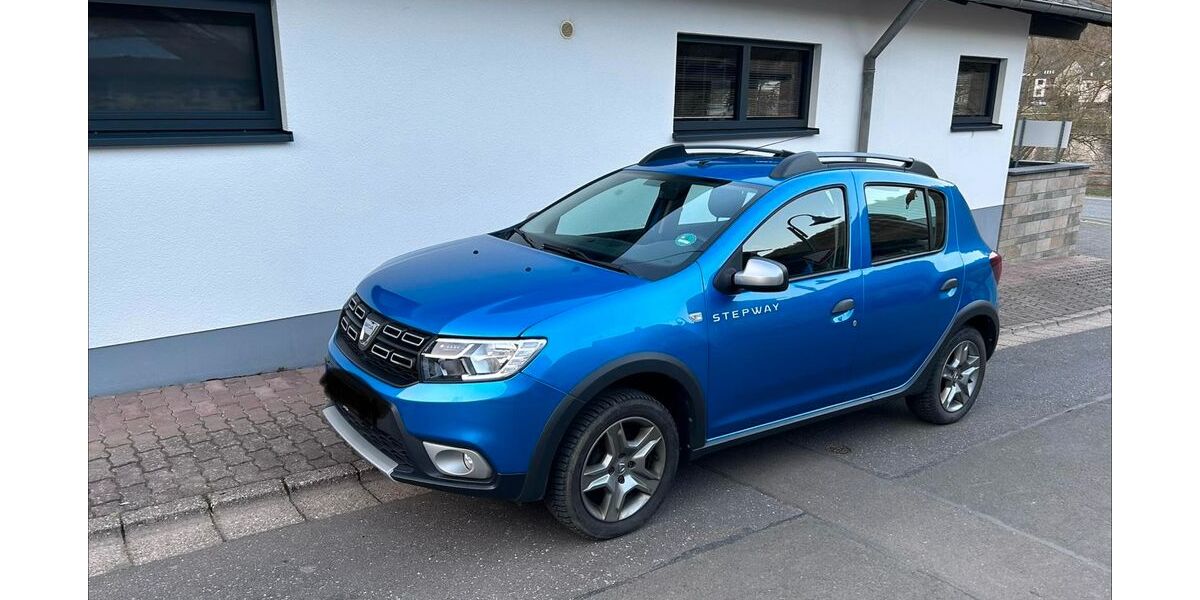 Dacia Sandero 80.101 km 8.000 &euro; Löf 56332