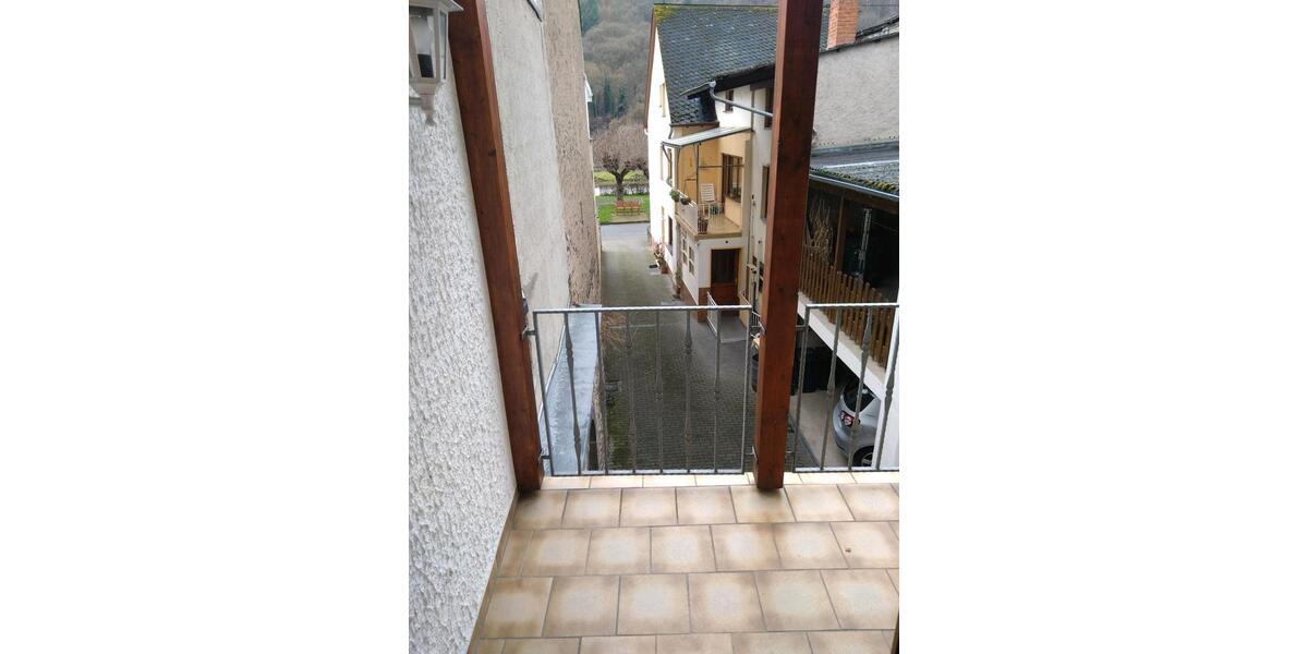 Mietwohnung, neu saniert. 3 zimmer