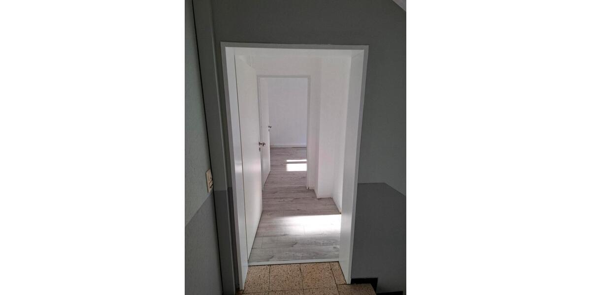 Etagenwohnung Neuwied Feldkirchen - 2 Zimmer, 48 m&sup2;, 480&euro; | Angebot:25639670