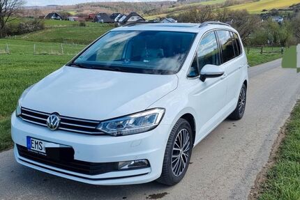 VW Touran 165.000 km 14.999 &euro; Nastätten 56355