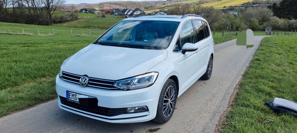 VW Touran 165.000 km 14.999 &euro; Nastätten 56355