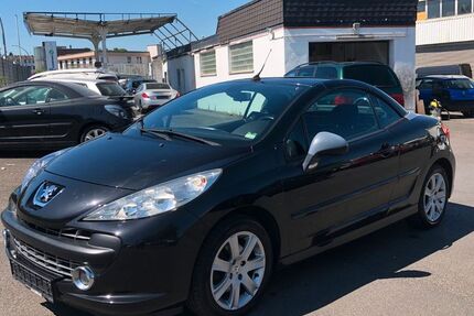 Peugeot 207 148.000 km 2.999 € Diez 65582
