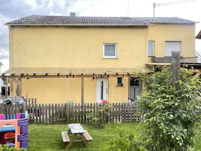 Haus zum Kaufen in Rengsdorf 249.000 € 160 m²