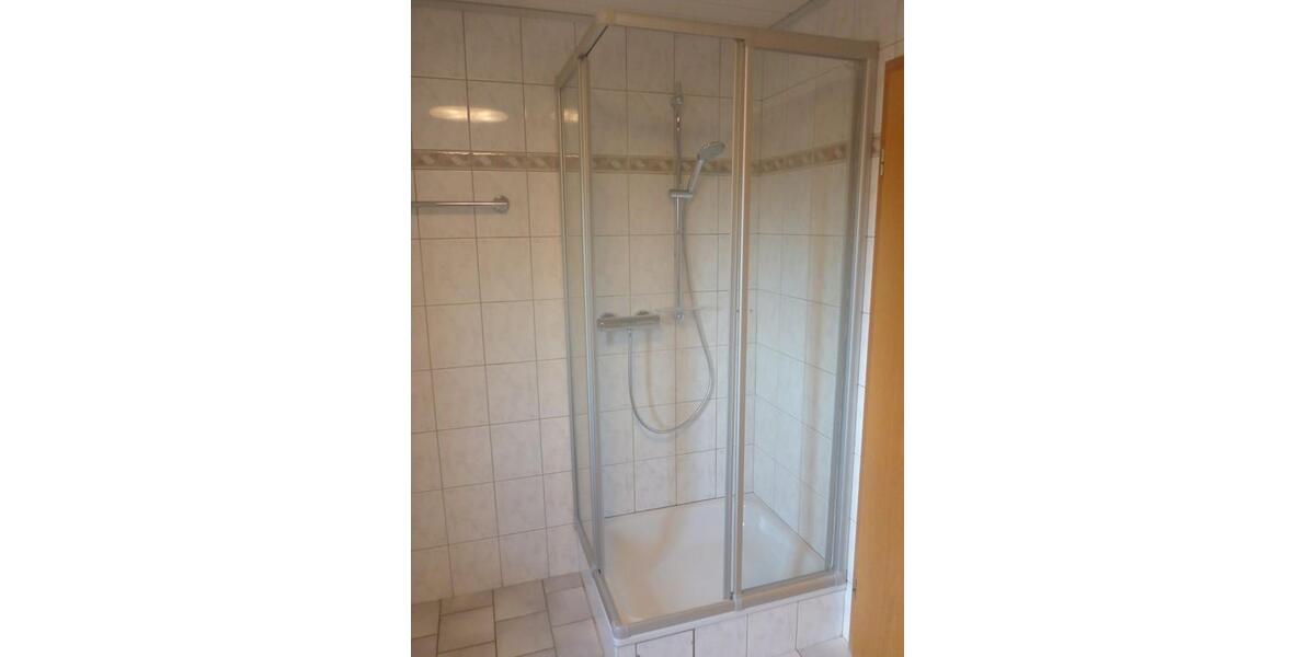 Attraktive, helle 2-Zimmer-EG-Wohnung mit Terrasse auf parkähnlichem Areal - frisch renoviert, modernisiert, ruhig & zentral in Raubach - 2- Raubach | Angebot:24576305
