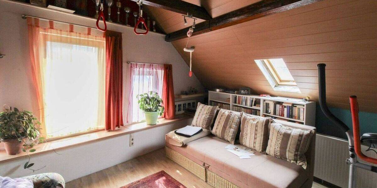 Mehrfamilienhaus, Wohnhaus Leutesdorf - 9 Zimmer, 360.000&euro; | Angebot:26175112