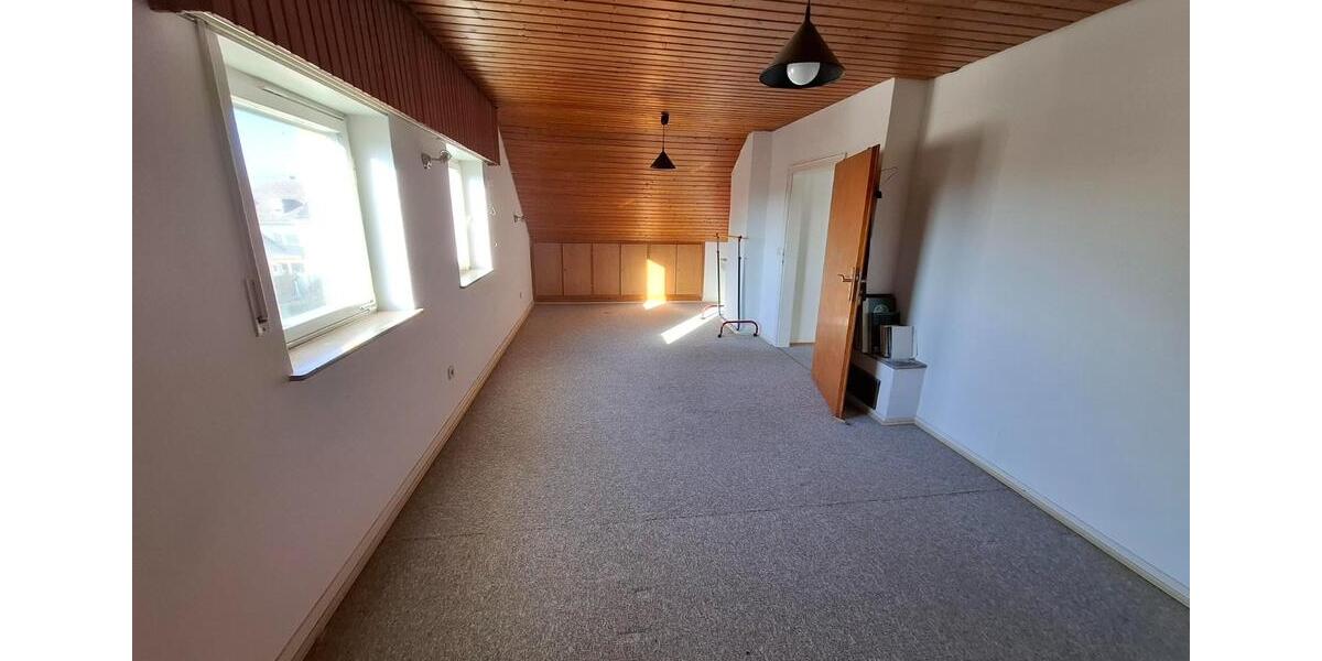 Reihenhaus Koblenz Arenberg-Immendorf - 9 Zimmer, 137 m&sup2;, 335.000&euro; | Angebot:25828170