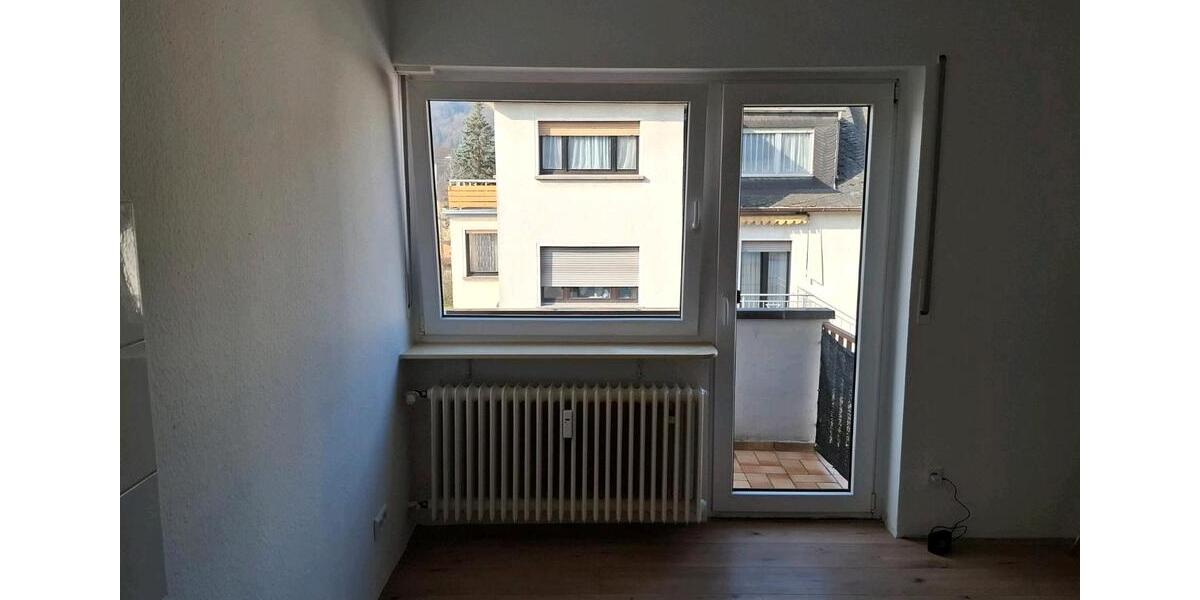 Etagenwohnung Lahnstein - 3 Zimmer, 110 m&sup2;, 225.000&euro; | Angebot:25612266