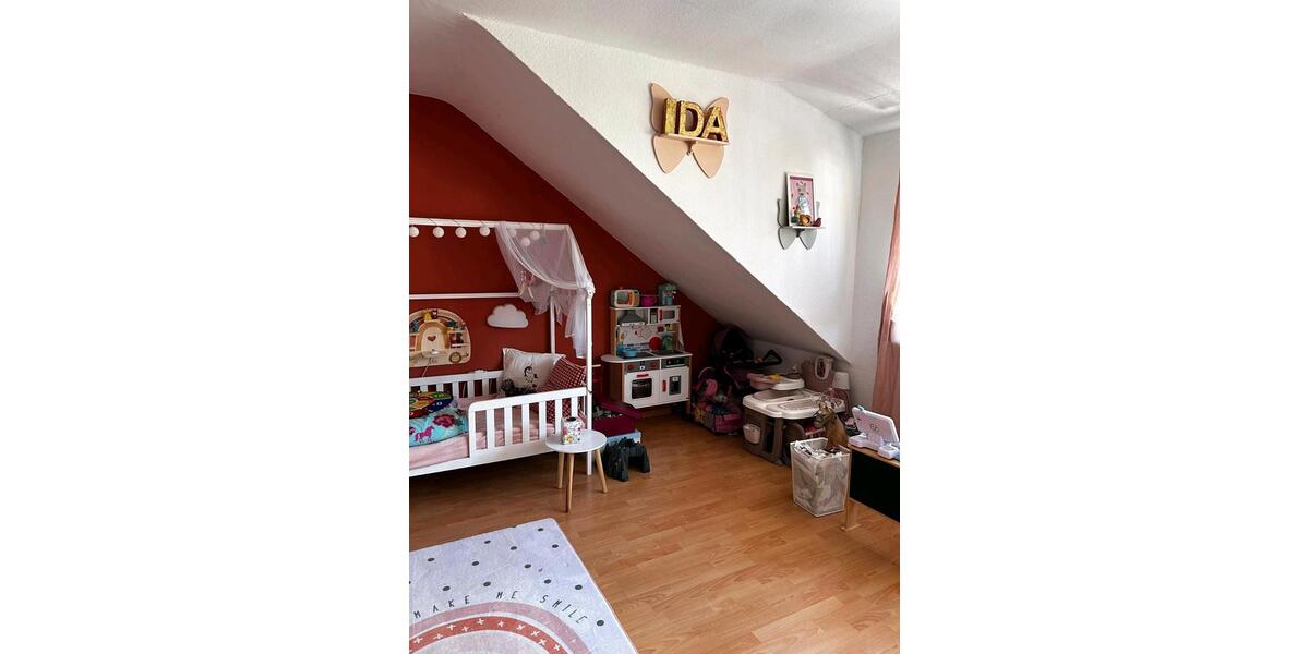Etagenwohnung Burgbrohl - 3 Zimmer, 95 m&sup2;, 880&euro; | Angebot:26664225