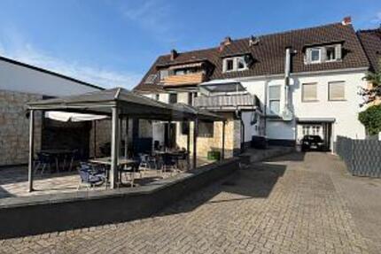 INTERESSANTE GELEGENHEIT MIT VIEL POTENTIAL 9 zimmer