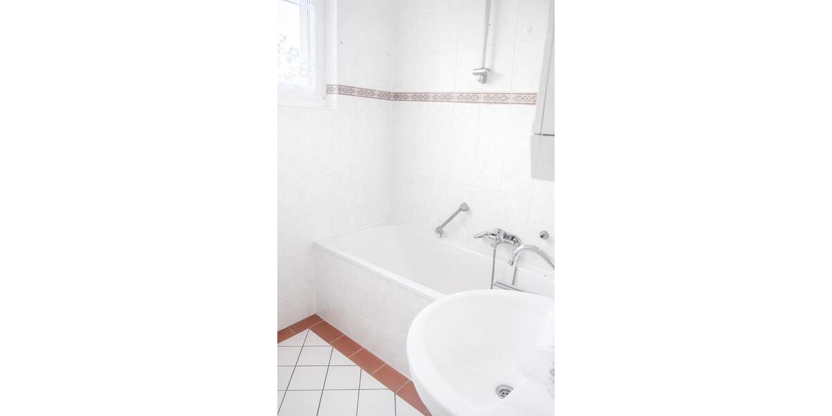 Erdgeschoßwohnung Neuwied Block - 3 Zimmer, 73 m&sup2;, 876&euro; | Angebot:25341932