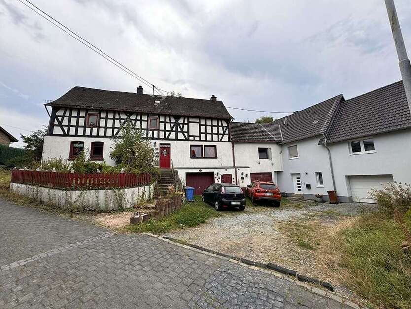 Haus zum Kaufen in Urbach 85.000 € 114 m²