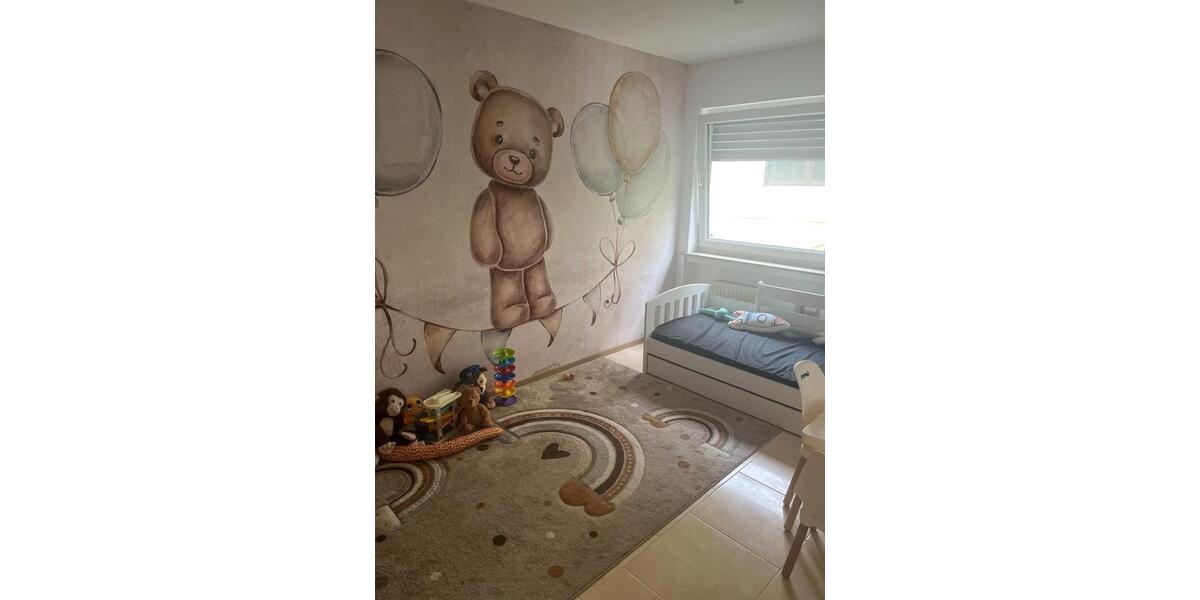 Großzügige 4-Zimmer-Terrassenwohnung mit ca. 90 m² Terrasse 4 zimmer