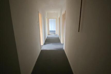 Nachmiete 3 Zimmer Wohnung in Zentraler lage 3 zimmer