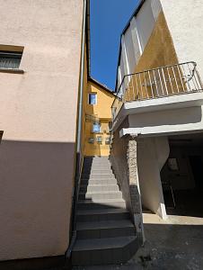 ATTRAKTIVE ANLAGE MIT ENTWICKLUNGSPOTENZIAL - Mehrfamilienhaus, Wohnhaus Bad Breisig | Angebot:26581754