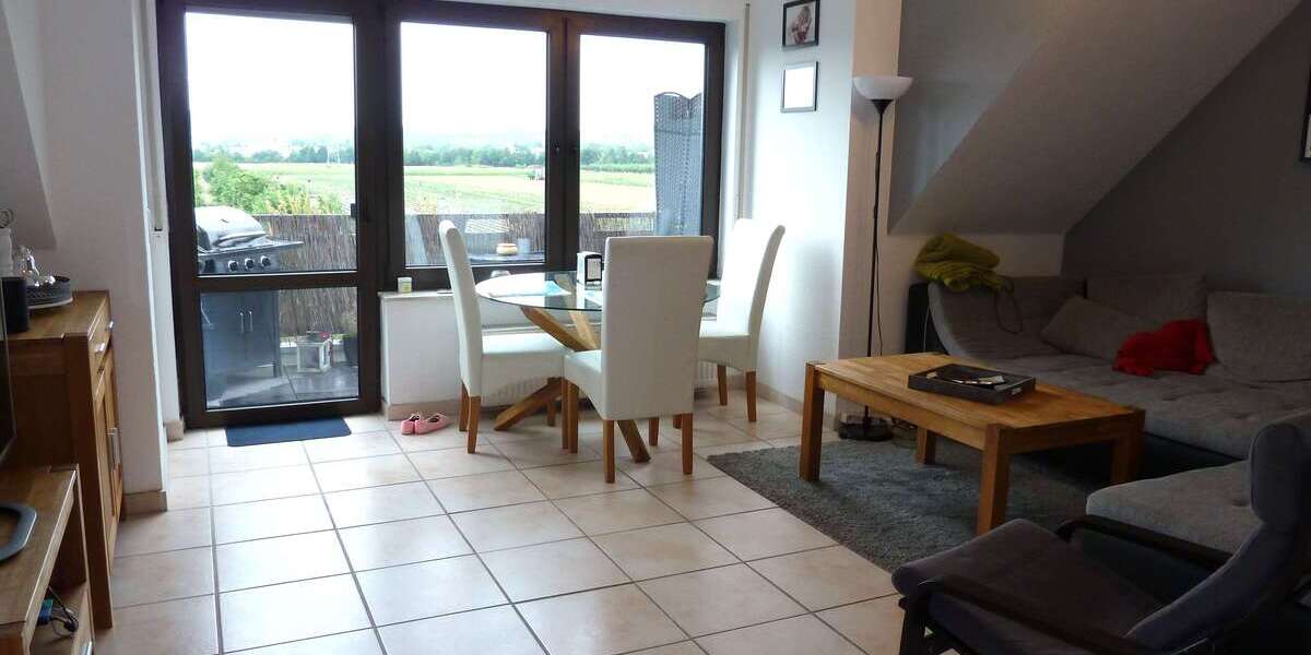 Etagenwohnung Koblenz Bubenheim - 4 Zimmer, 105 m&sup2;, 890&euro; | Angebot:26903139